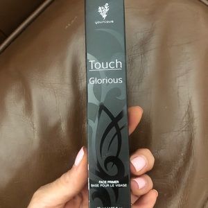 NWT Younique Touch Glorious Face Primer